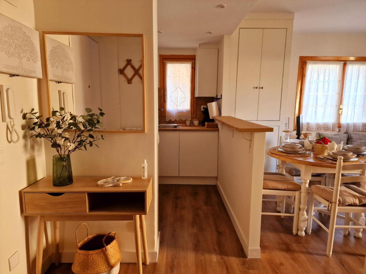 Apartment Esqui Pirineo Aragones El Juncaral Wifi Villanua